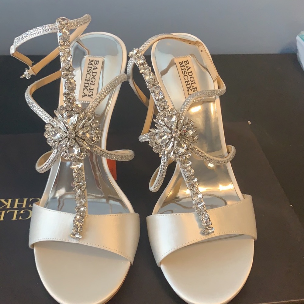 Badgley mischka